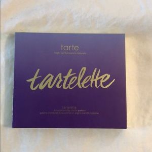 🆕 tarte Tartelette Amazonian Clay Matte Palette